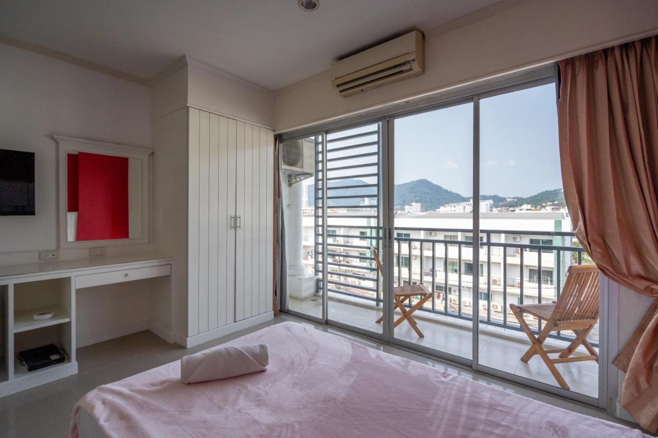 Santi White House Patong Hotel Exterior photo