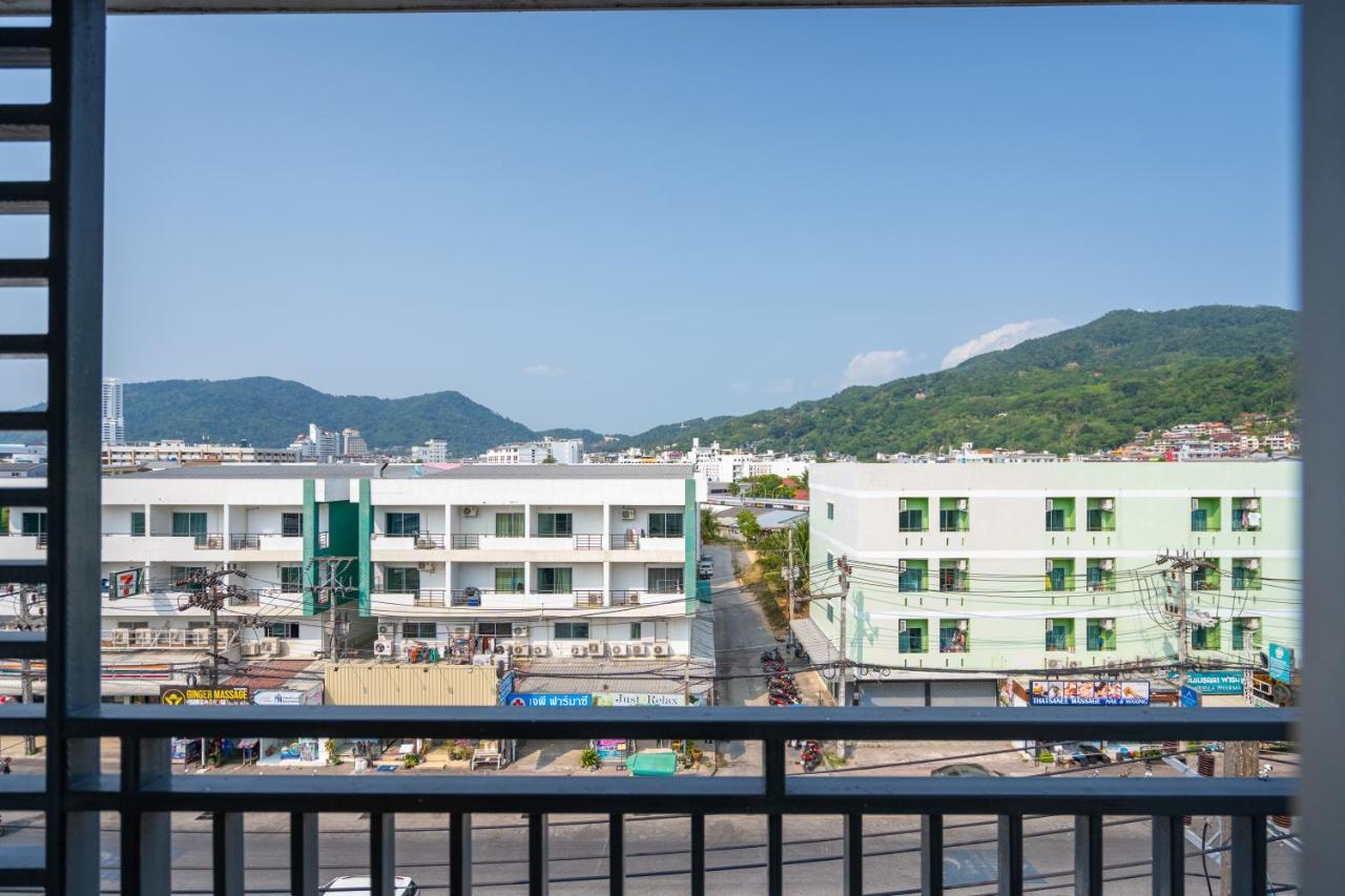 Santi White House Patong Hotel Exterior photo