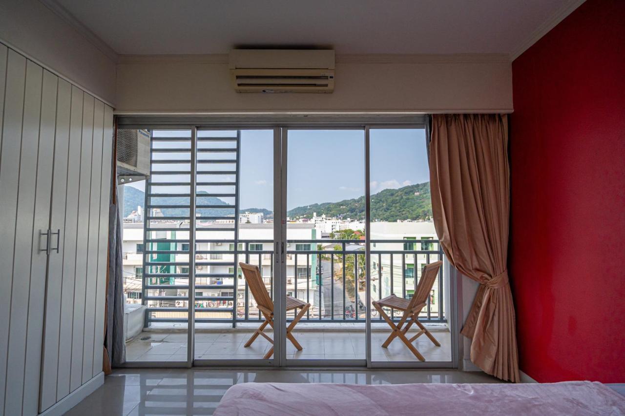 Santi White House Patong Hotel Exterior photo