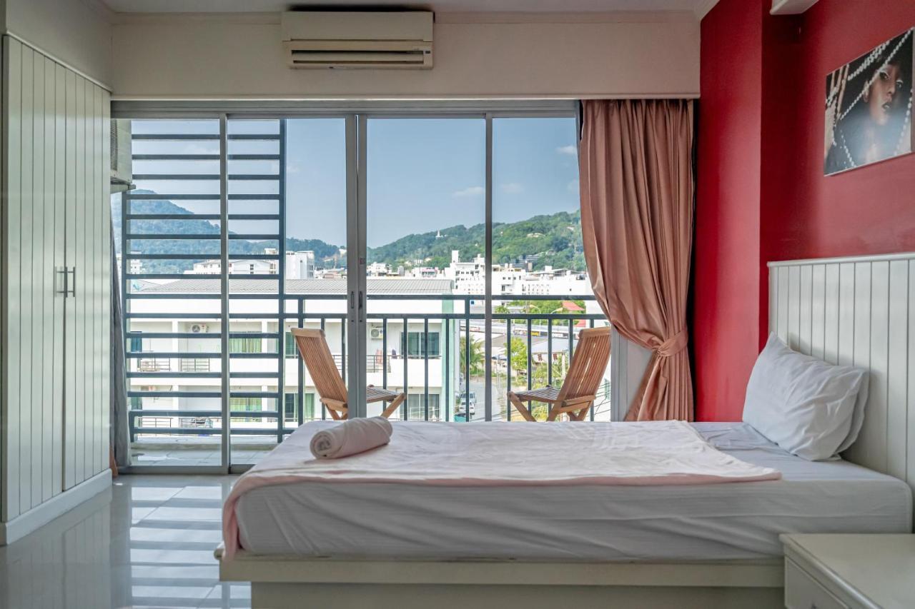Santi White House Patong Hotel Exterior photo